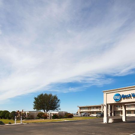 Best Western Taylor Inn Bagian luar foto