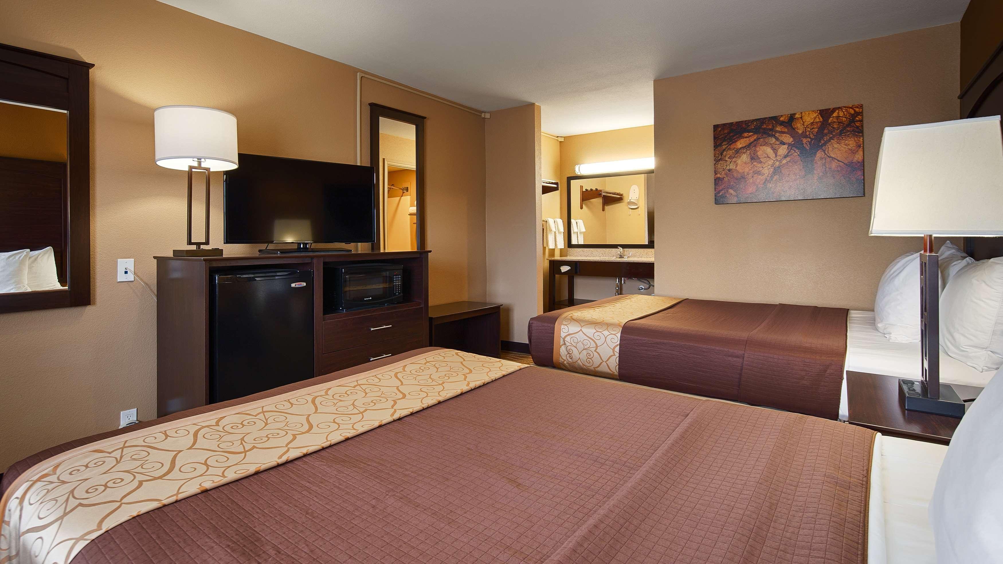 Best Western Taylor Inn Bagian luar foto