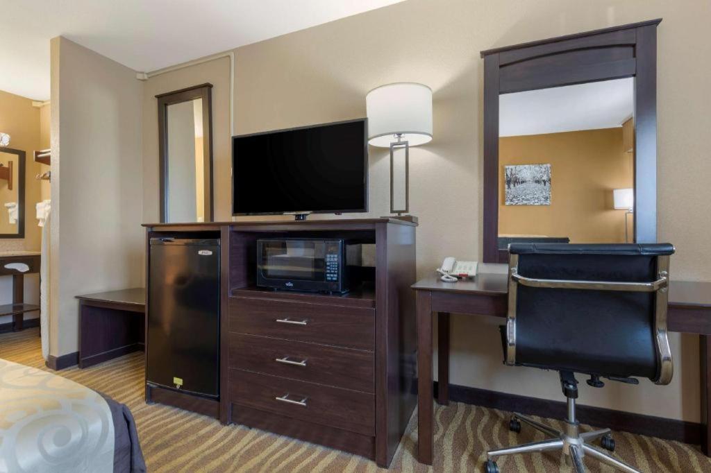 Best Western Taylor Inn Bagian luar foto